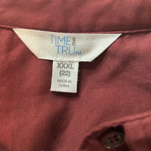 TIME and TRU Women's Basic Button Front Shirt -burgundy size XXXL - Picture 3 of 7